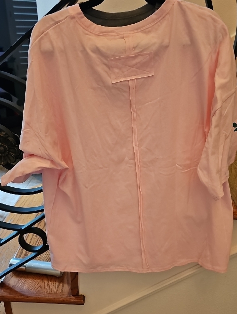 Peach Love California Pink 'Howdy' Graphic Tee with Rose & Horseshoe- Oversized - Picture 2 of 5